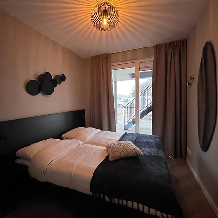 EuroParcs De IJssel Eilanden Hotel Kampen Kamer foto
